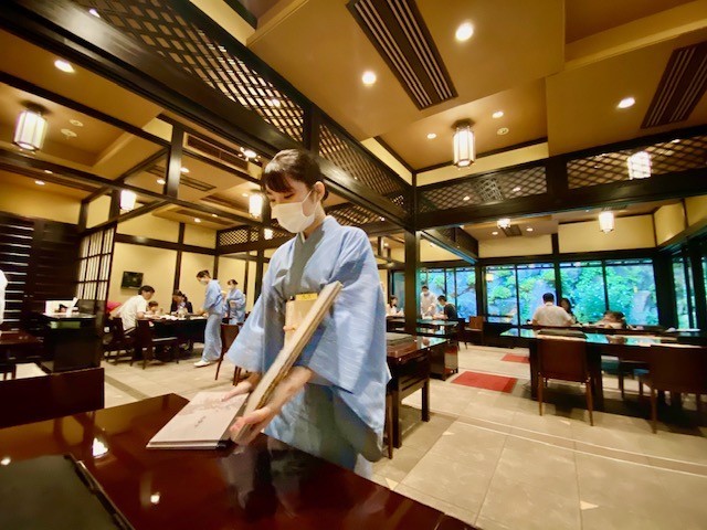 TOP 02 mẫu thiết kế nhà hàng phong cách Nhật Bản ấn tượng nhất năm 2026